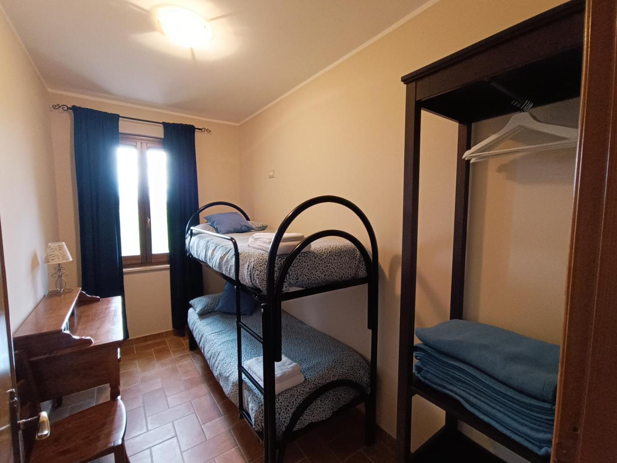 Casa Cardarella Guest House Beroide Room photo